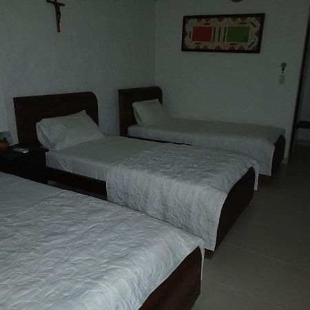 Hotel Villa Maritza Melgar Extérieur photo