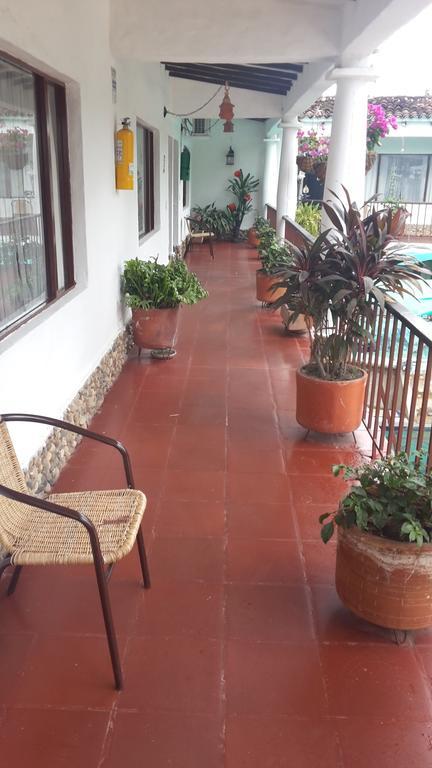 Hotel Villa Maritza Melgar Extérieur photo
