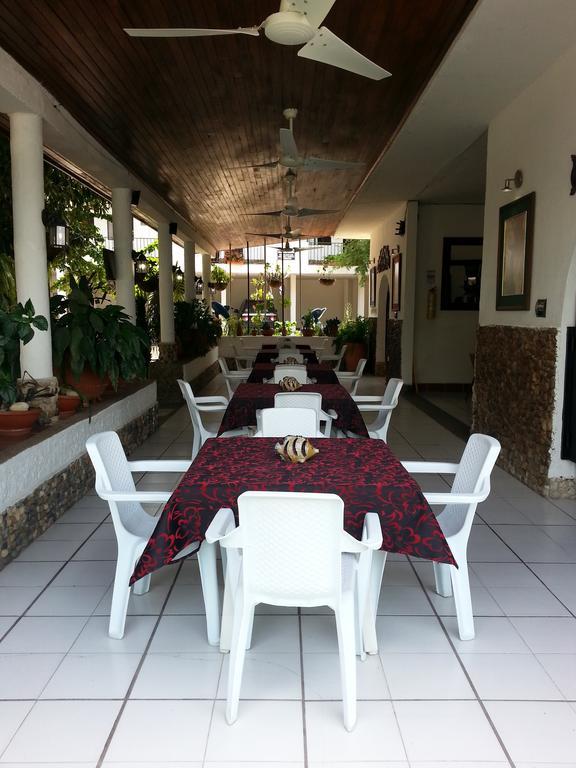 Hotel Villa Maritza Melgar Extérieur photo