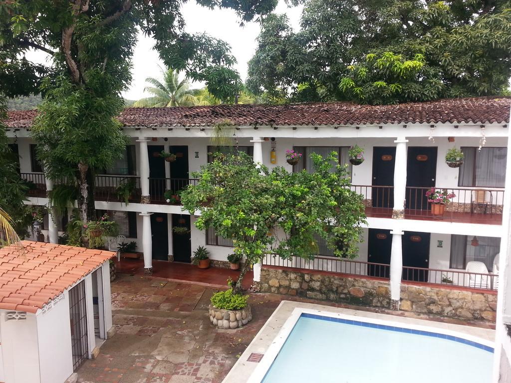 Hotel Villa Maritza Melgar Extérieur photo