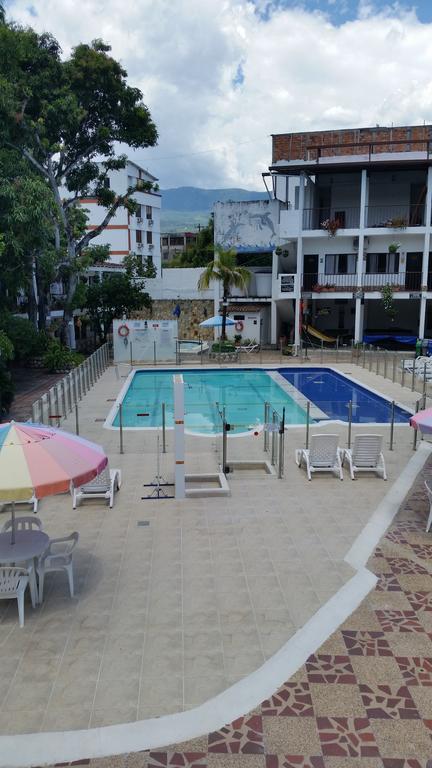 Hotel Villa Maritza Melgar Extérieur photo